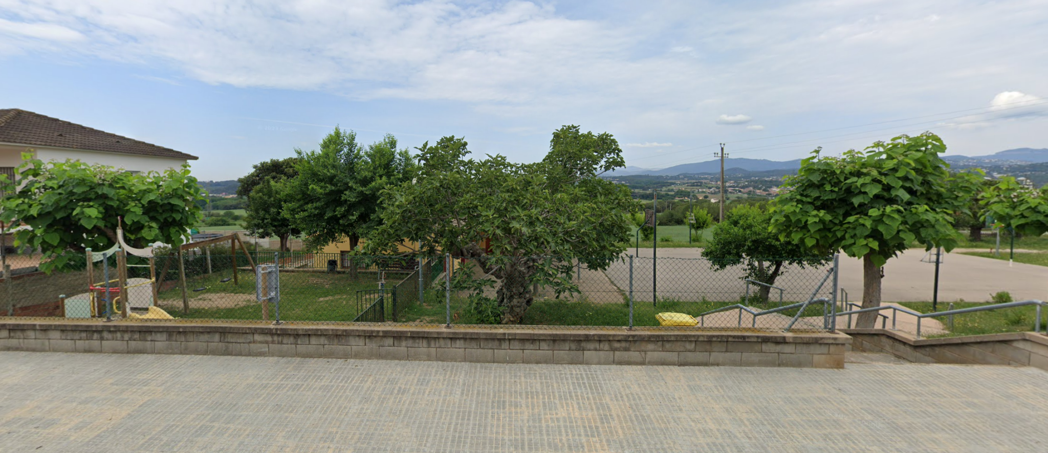 Zona de picnic santa eulalia de roncana carrer cirerer 2048x885