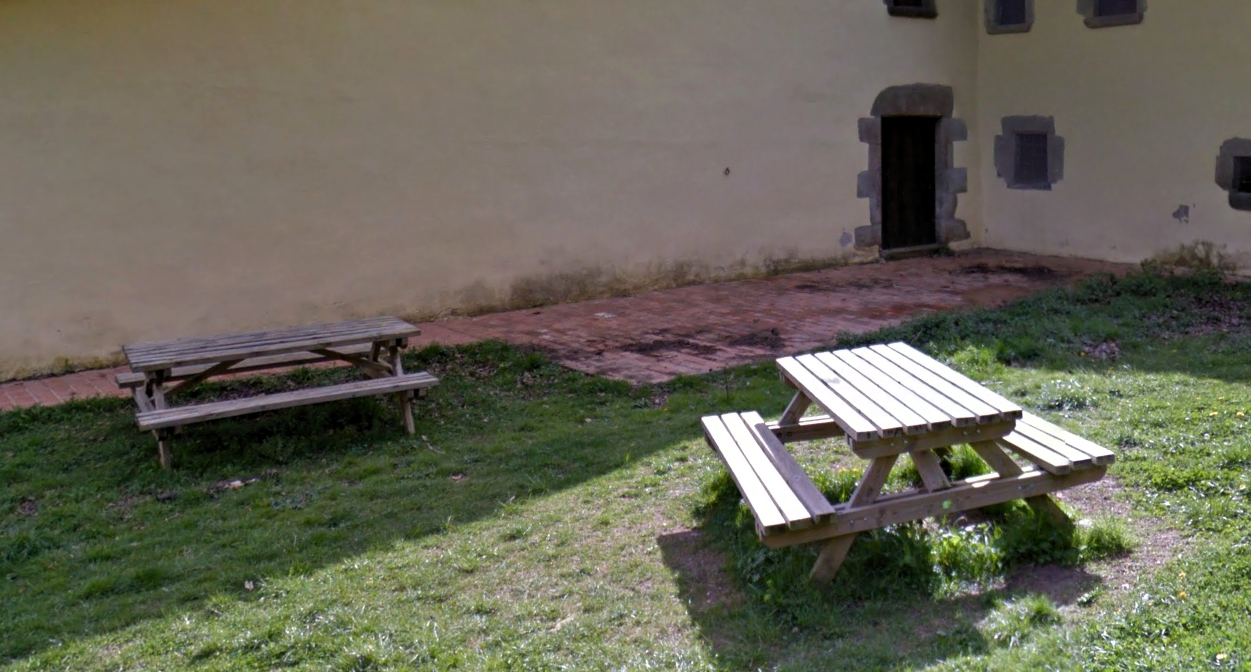 Zona de picnic capilla de Sant Nazari Sant pere de Torello