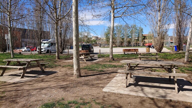 Parking Area de autocaravanas Manlleu6 Mappicnic 768x432
