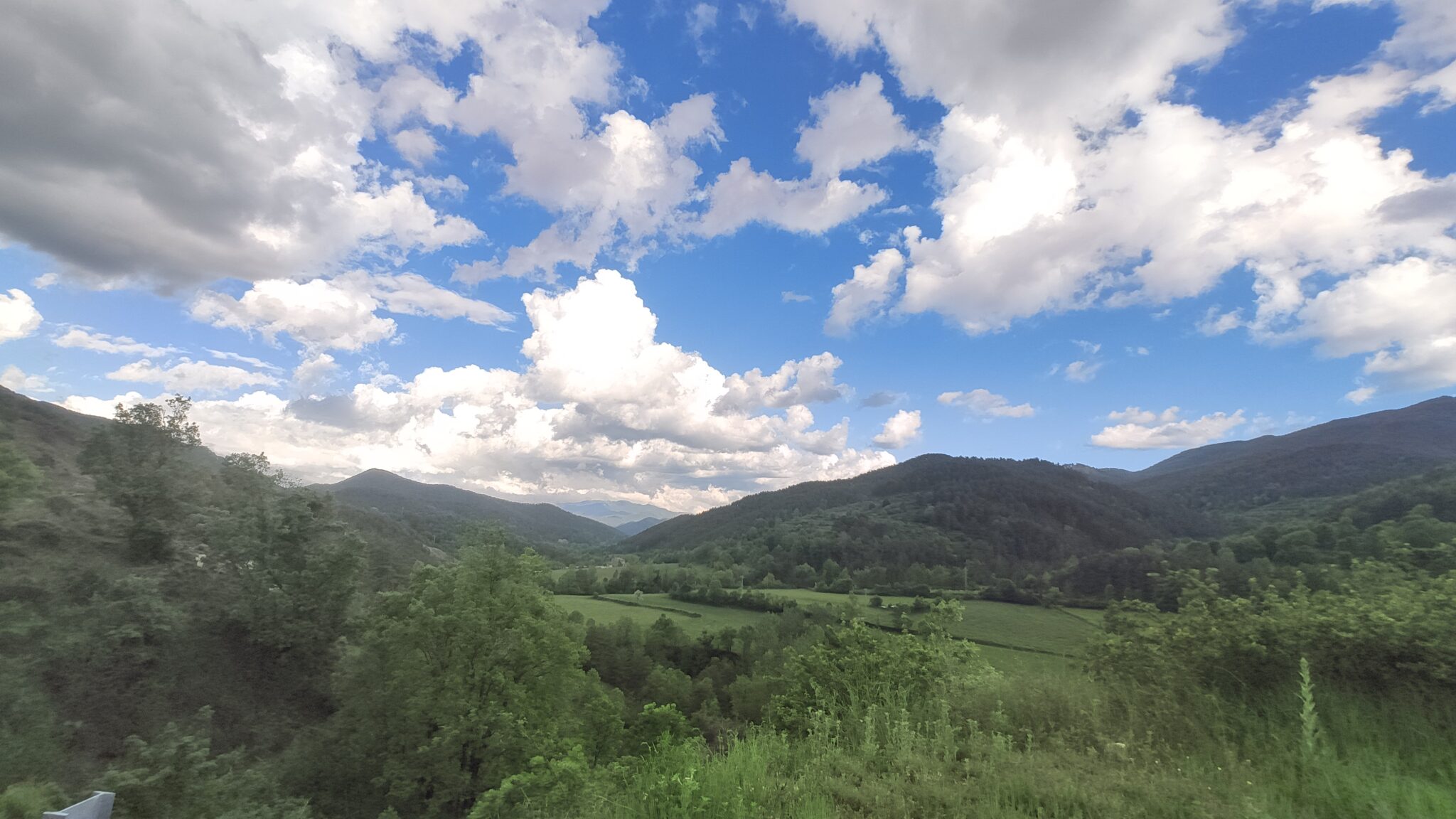 IMG 20240520 184237 2048x1152