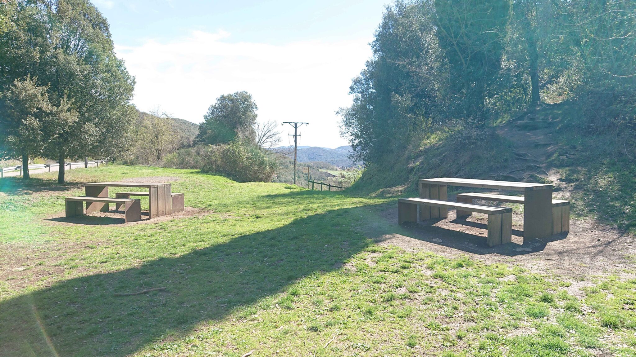 zona de picnic aparcament volca santa margarida i croscat4 2048x1152