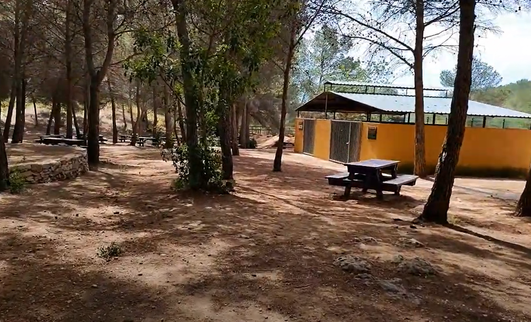 zona recreativa fondo mata mappicnic aa
