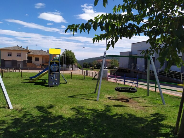 Parc 1 doctubre santa pau4 768x576