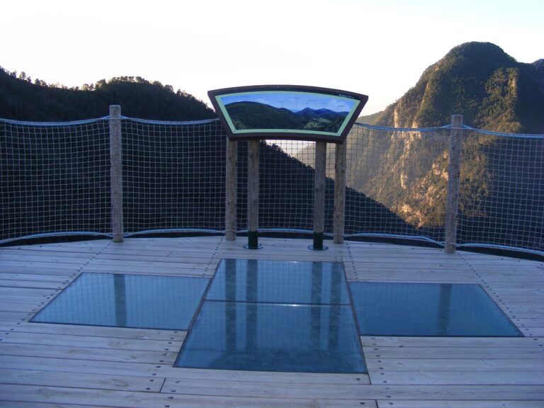 mirador de la clusa castell de lareny4 768x576