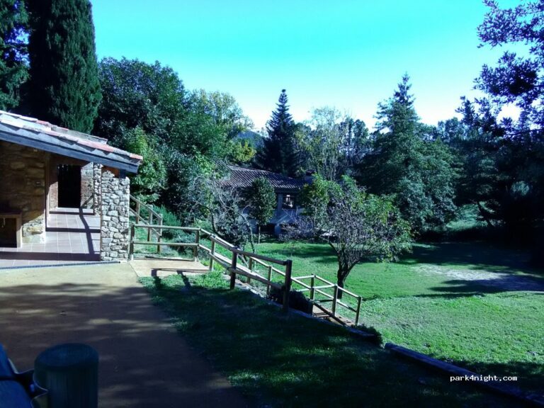 Picnic ermita de sant marti riells i viabrea4 mappicnic 768x576