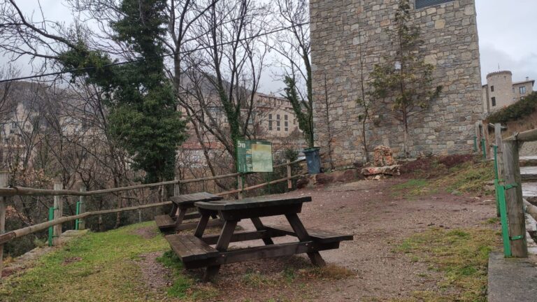 Picnic Les fonts del llobregat Castellar de nhug mappicnic 3 768x432