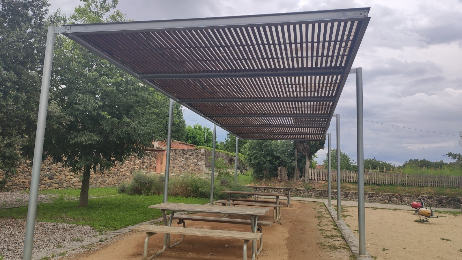 poble medieval pubol girona i zona de picnic 4